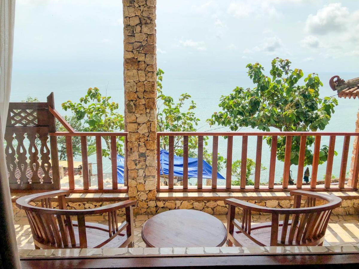 פראנגטריטיס Edge Resort, Yogyakarta מראה חיצוני תמונה