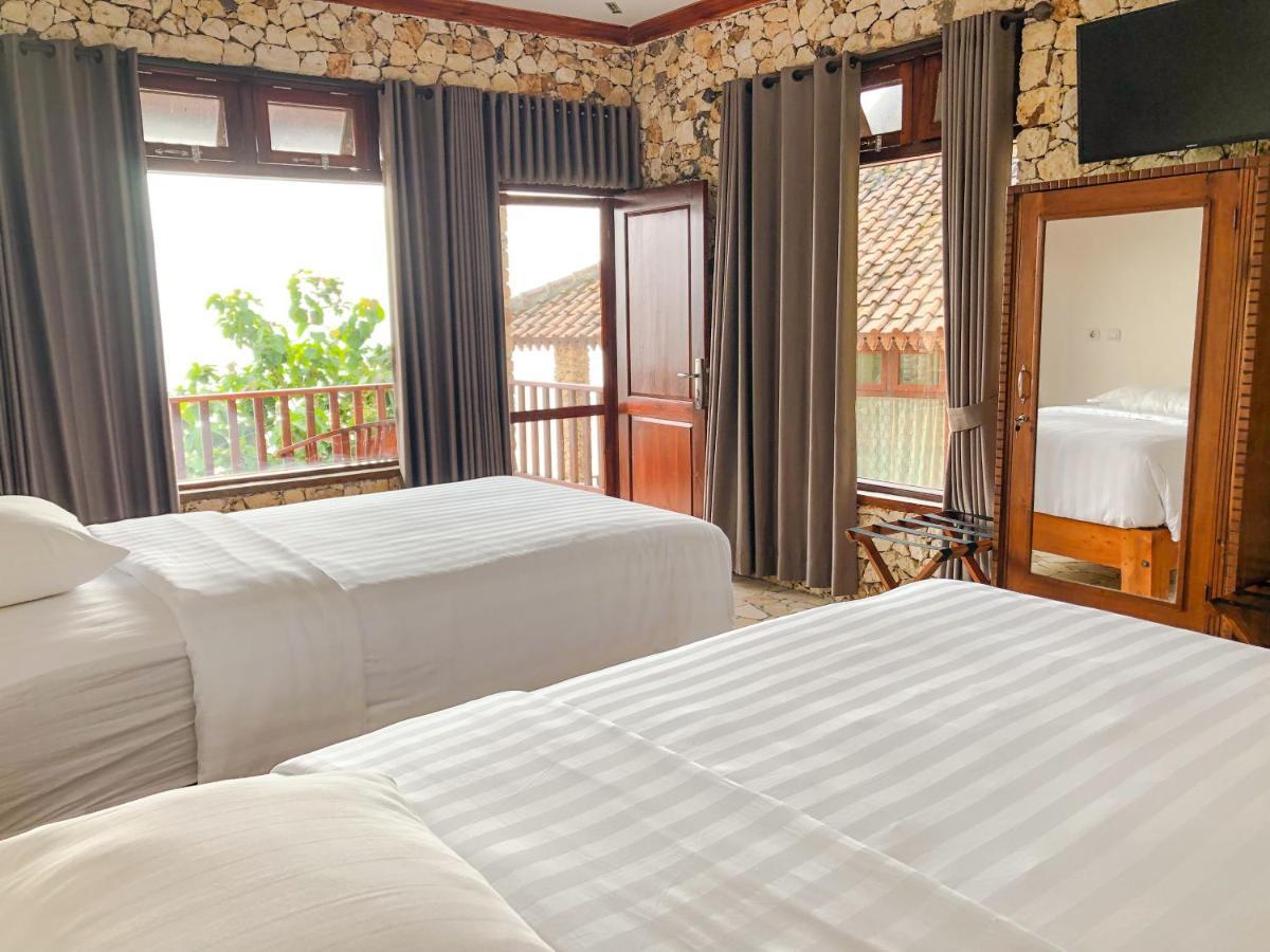 פראנגטריטיס Edge Resort, Yogyakarta מראה חיצוני תמונה