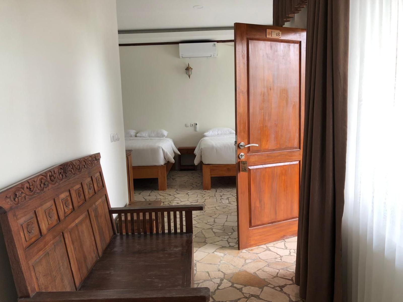 פראנגטריטיס Edge Resort, Yogyakarta מראה חיצוני תמונה